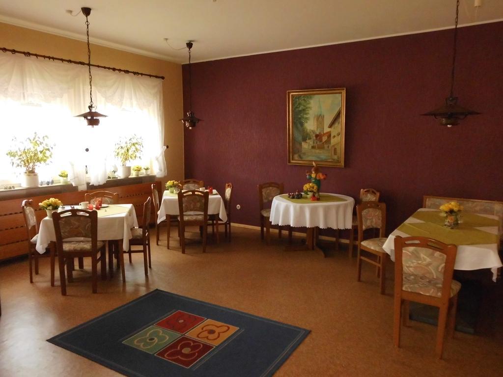 Hotel Garni Am Heuberg 에슈베게 외부 사진