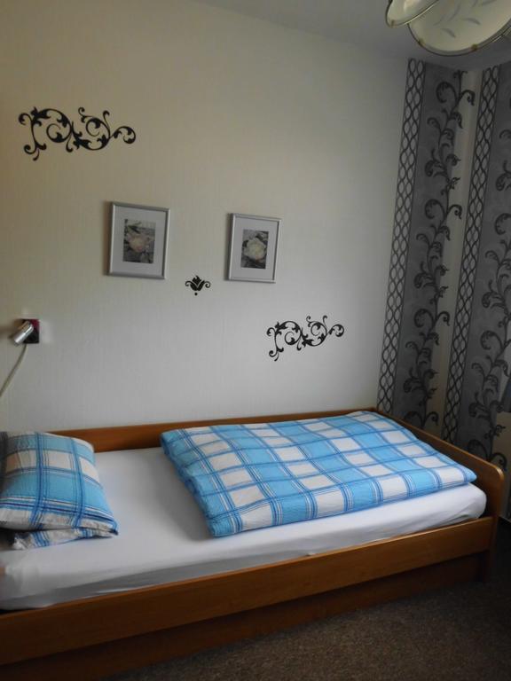 Hotel Garni Am Heuberg 에슈베게 외부 사진